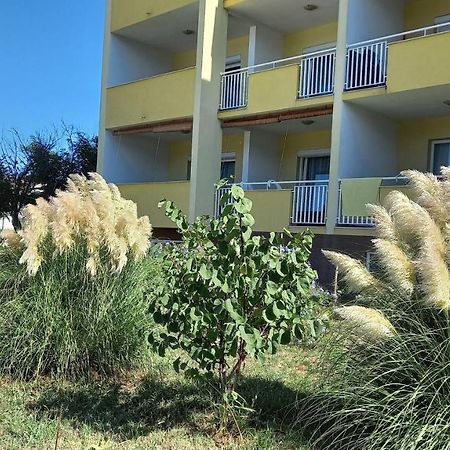 Apartment Sara - كريس المظهر الخارجي الصورة