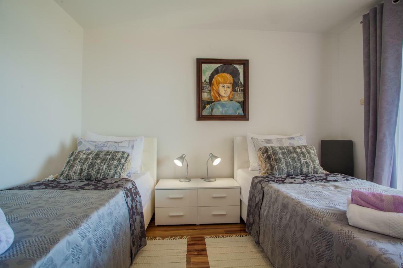 Apartment Sara - كريس المظهر الخارجي الصورة