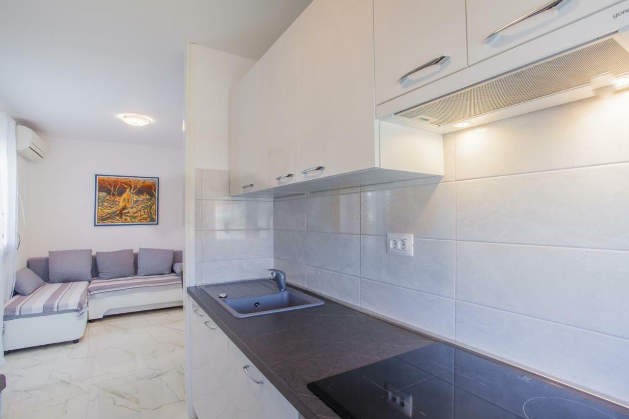 Apartment Sara - كريس المظهر الخارجي الصورة