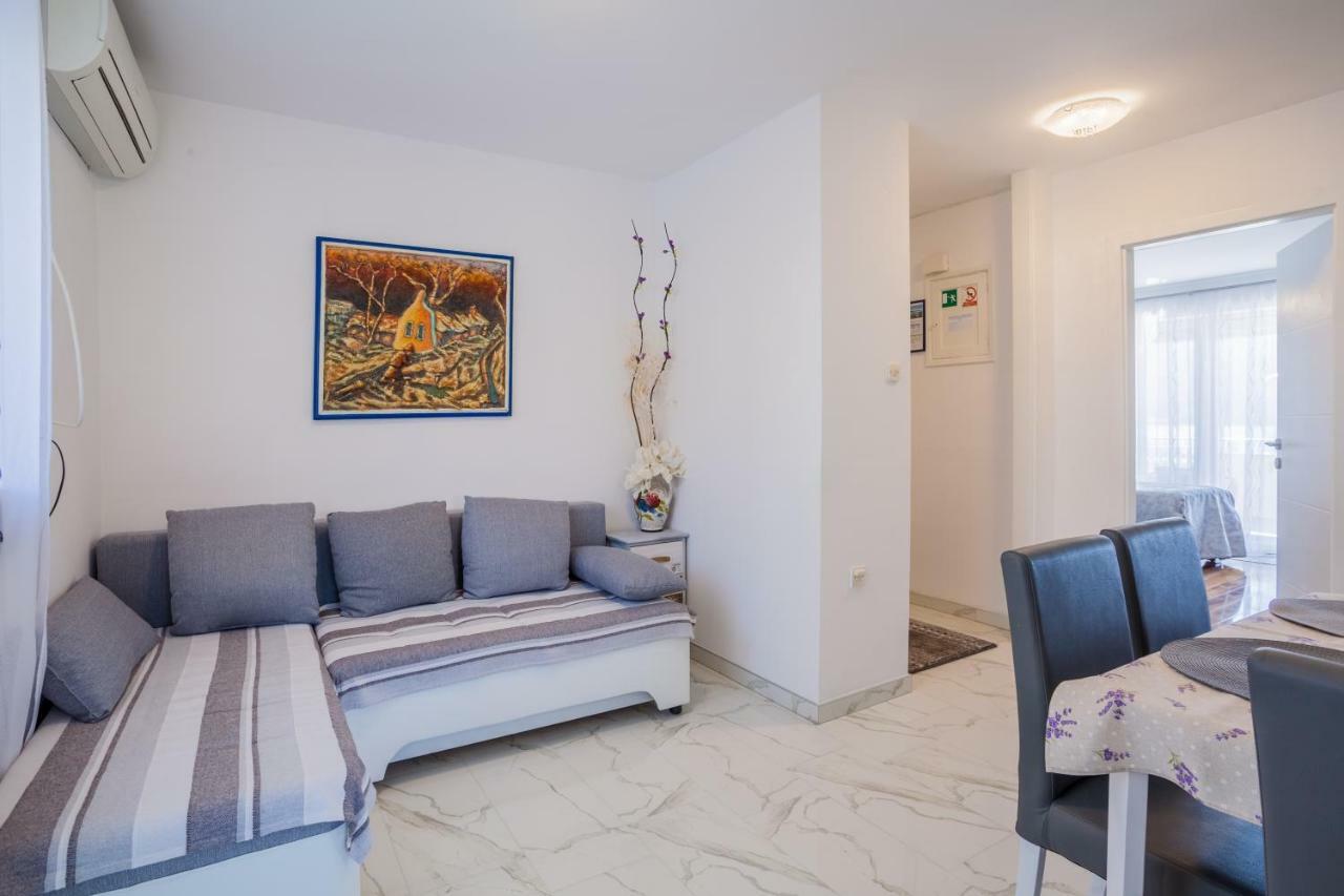 Apartment Sara - كريس المظهر الخارجي الصورة